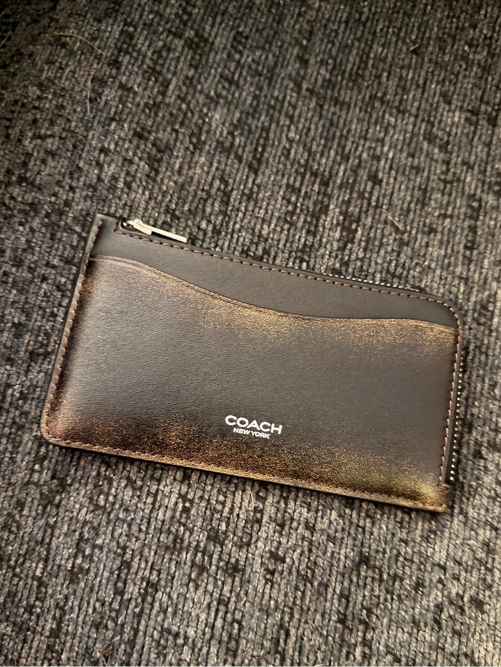 Coach New York Zip Card Case in Ruboff Glovetanned Loved Leather Black/Brown NWT